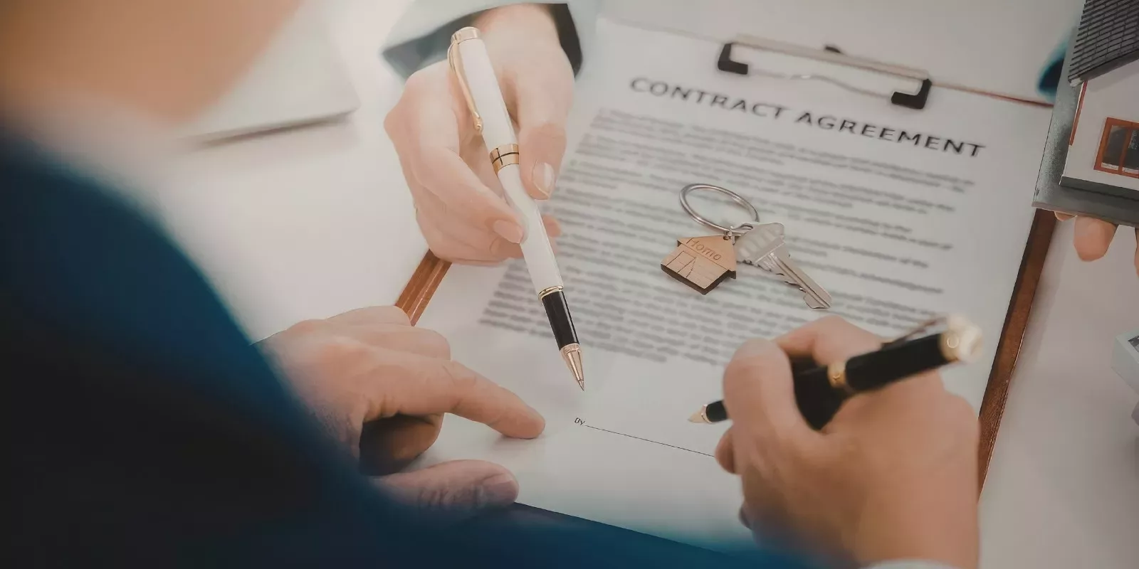¿Qué debo revisar en un contrato de compraventa en Punta Cana?